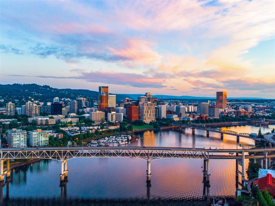 PORTLAND: THÀNH PHỐ YÊN BÌNH TRONG LÒNG BANG OREGON