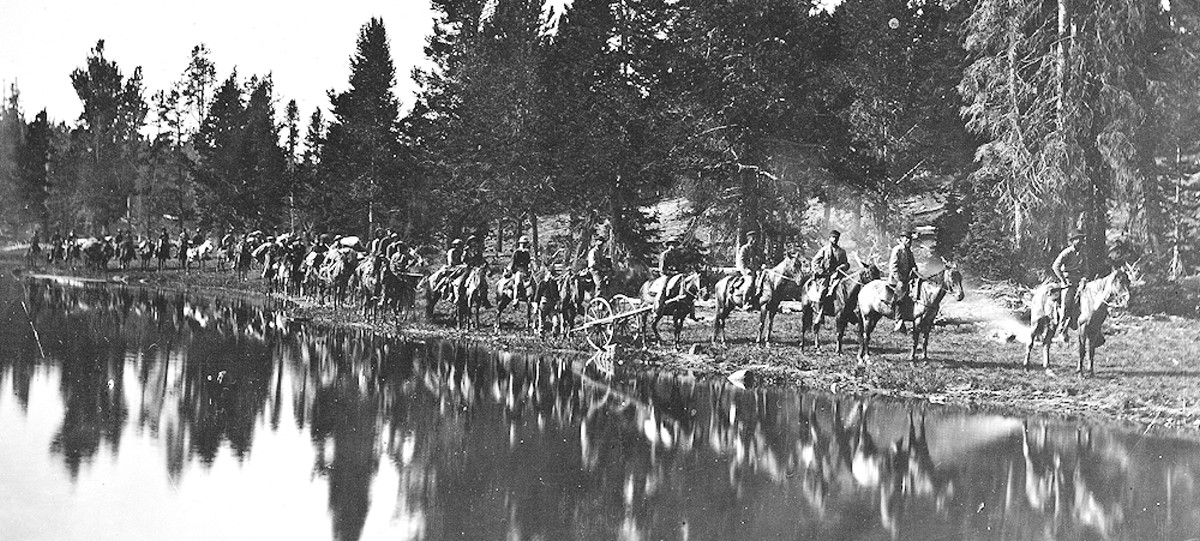 SỰ THẬT THÚ VỊ VỀ CÔNG VIÊN QUỐC GIA YELLOWSTONE