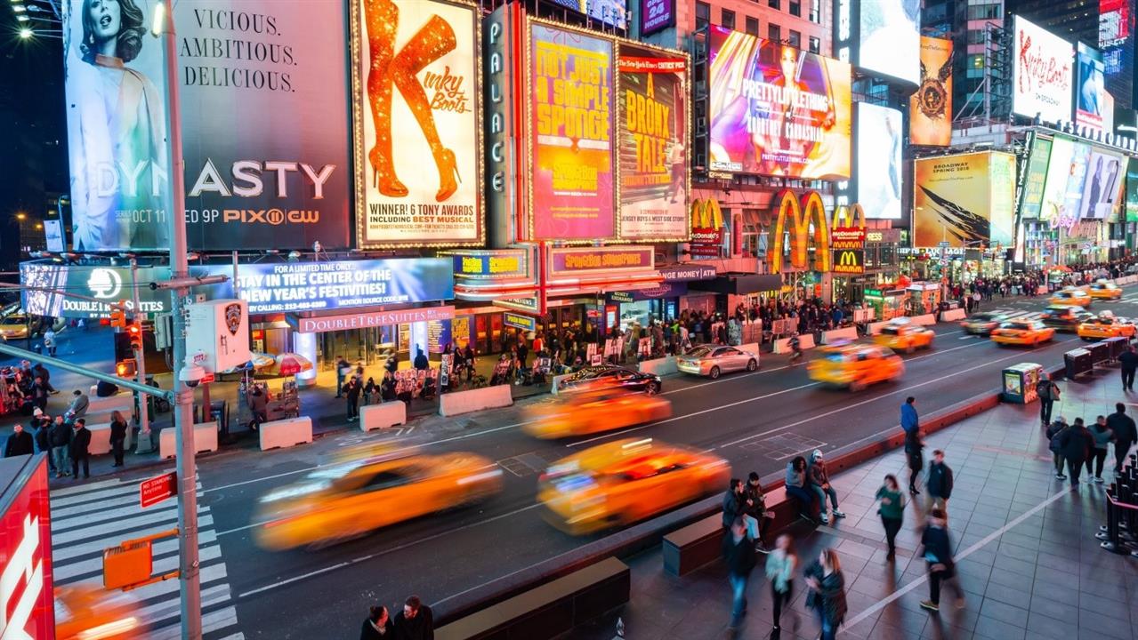 KHÁM PHÁ TIME SQUARE: QUẢNG TRƯỜNG SÔI ĐỘNG BẬC NHẤT THẾ GIỚI