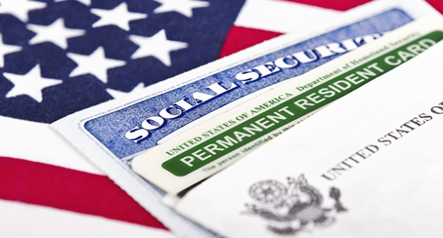 USCIS TẠM NGƯNG CẤP BIÊN NHẬN I-829 TRONG 90 NGÀY