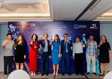 Khách hàng thành công